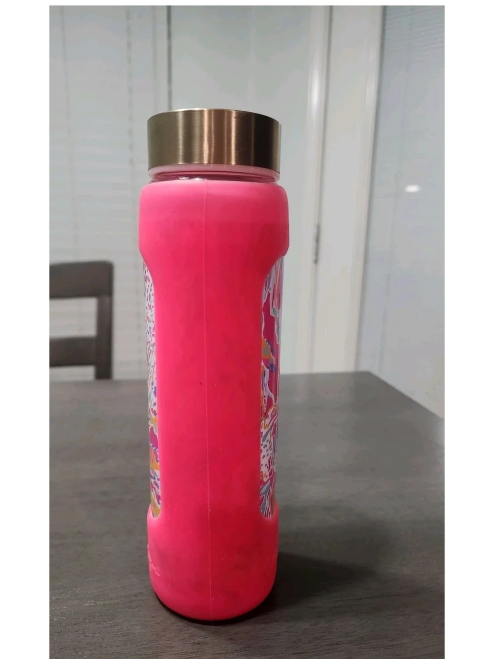 Lilly Pulitzer SUNKEN TREASURE Dragonfruit WATER BOTTLE Glass Reusable